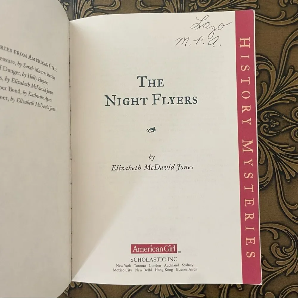 Scholastic American Girls “The Night Flyers” Book